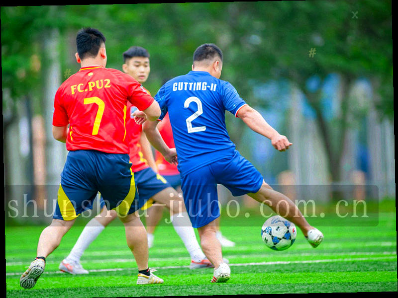 手机与平板展示九博娱乐移动端界面